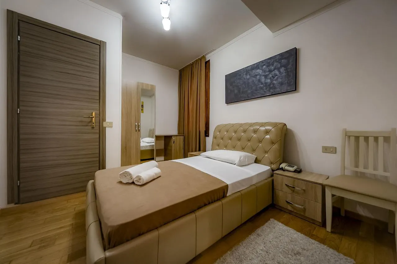 Hotel Trieste Mestre 3*,